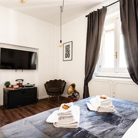 Appartamento Via Del Corso Roma Esterno foto